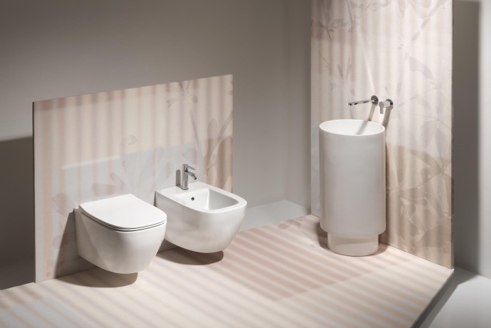 Комплект Унитаз SIMAS JUNIPER подвесной безободковый с вихревым смывом с сиденьем крышкой с микролифтом цвет белый матовый KJU18.BM